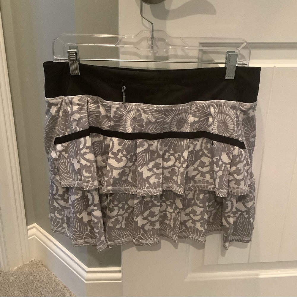 Lululemon Pace Setter 8 Tall
